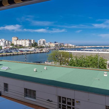 Stunning Apartment In Gandia With Kitchen Екстериор снимка